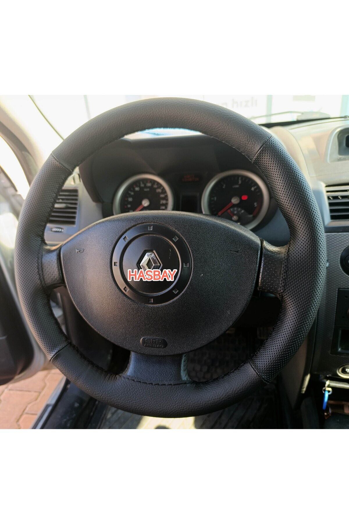 DİKİŞLİ DİREKSİYON KILIFI SİYAH DERİ NOKTA DERİ SİYAH DİKİŞLİ RENK MEGANE 2 İÇİN