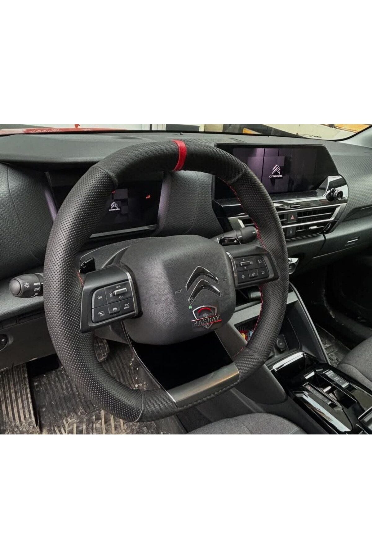 DİKİŞLİ DİREKSİYON KILIFI SİYAH / NOKTALI DERİ KIRMIZI DİKİŞLİ PEUGEOT 2008-3008 İÇİN