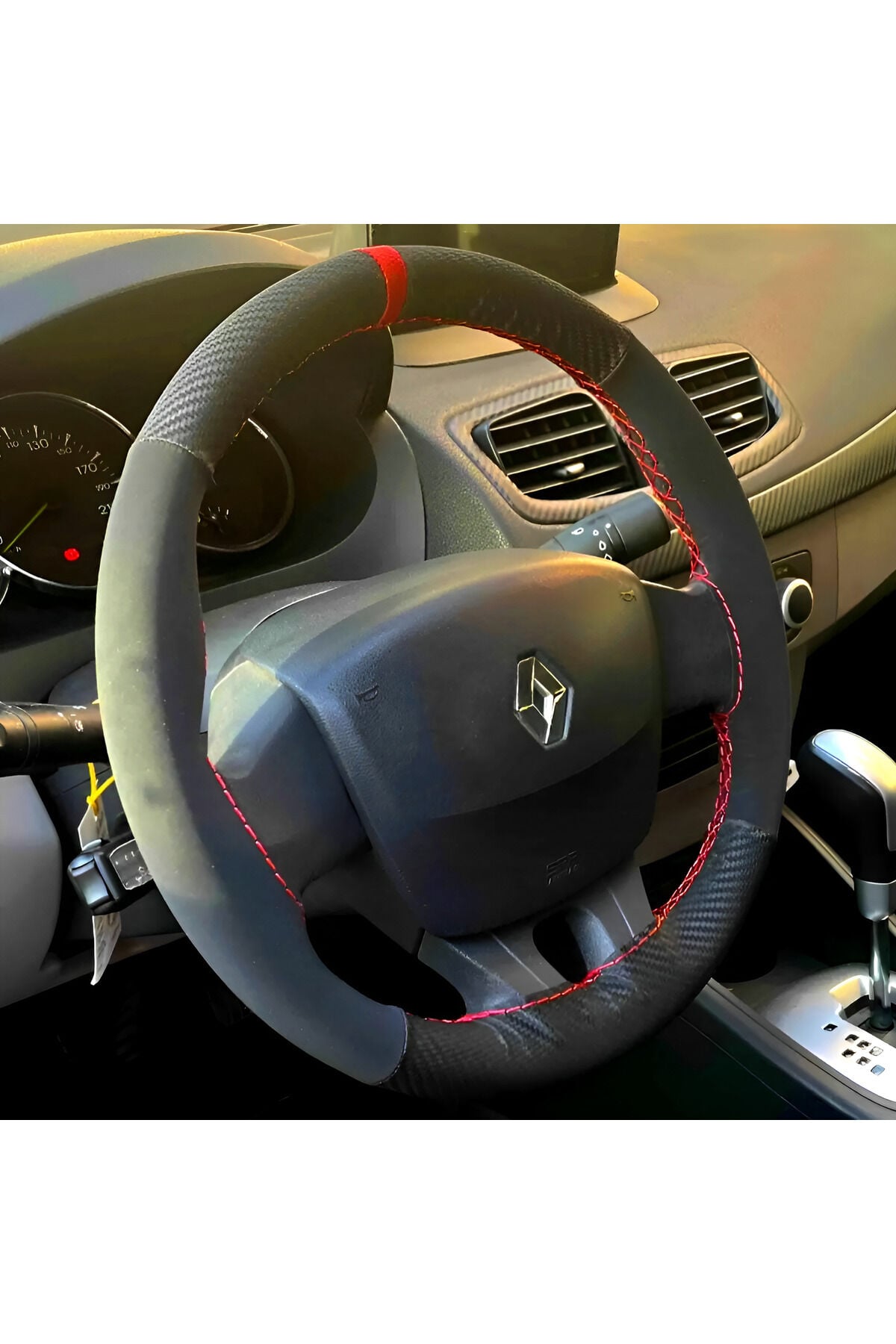 DİKİŞLİ DİREKSİYON KILIFI KARBON NUBUK DERİ KIRMIZI YÜZÜK / DİKİŞLİ RENAULT FLUENCE İÇİN
