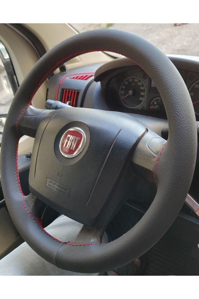 DİKİŞLİ DİREKSİYON KILIFI SİYAH DERİ KIRMIZI DİKİŞLİ FIAT DUCATO FOTODAKİ DİREKSİYON İÇİN