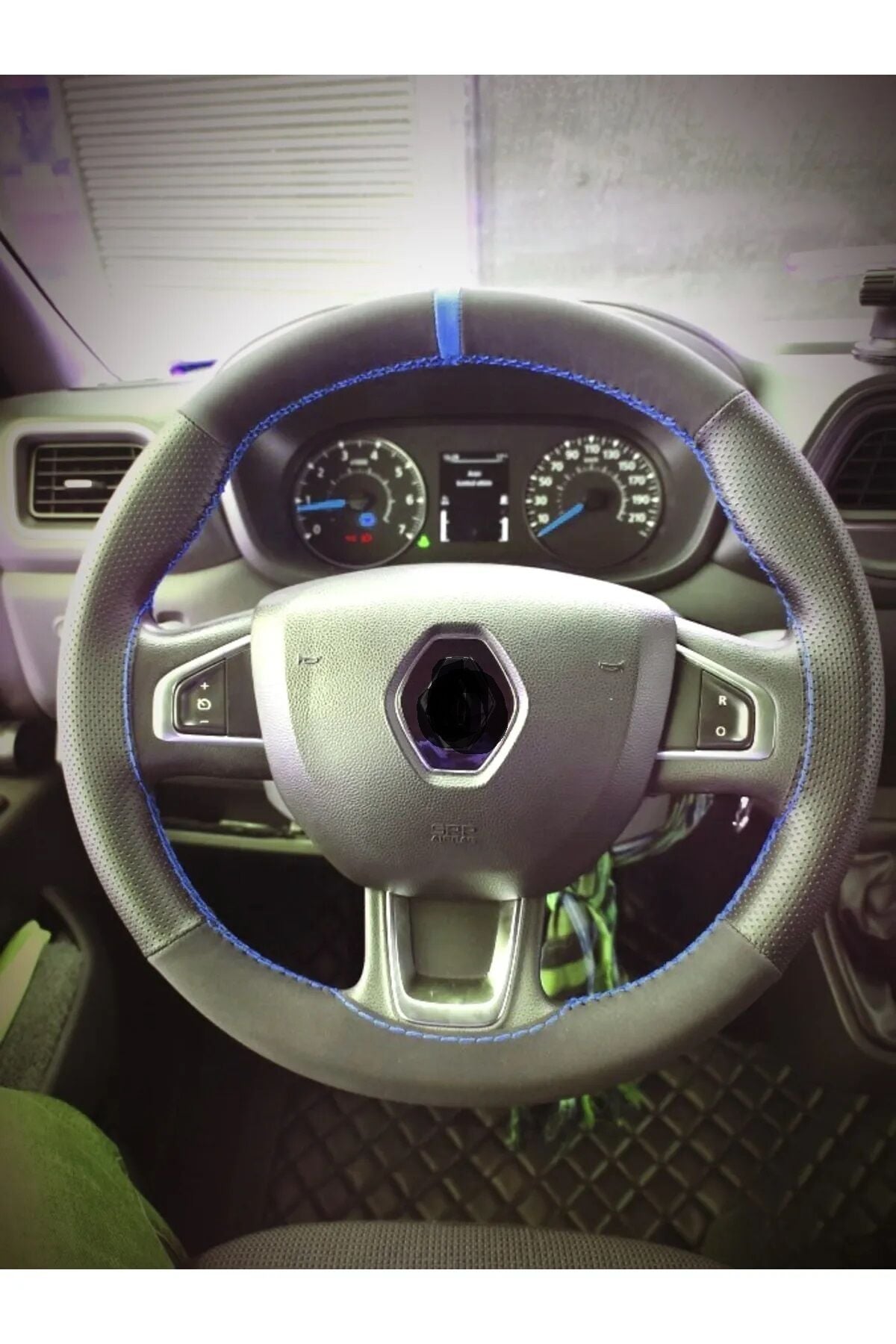 DİKİŞLİ DİREKSİYON KILIFI NUBUK NOKTALI MAVİ YÜZÜK MAVİ DİKİŞLİ RENAULT MASTER İÇİN