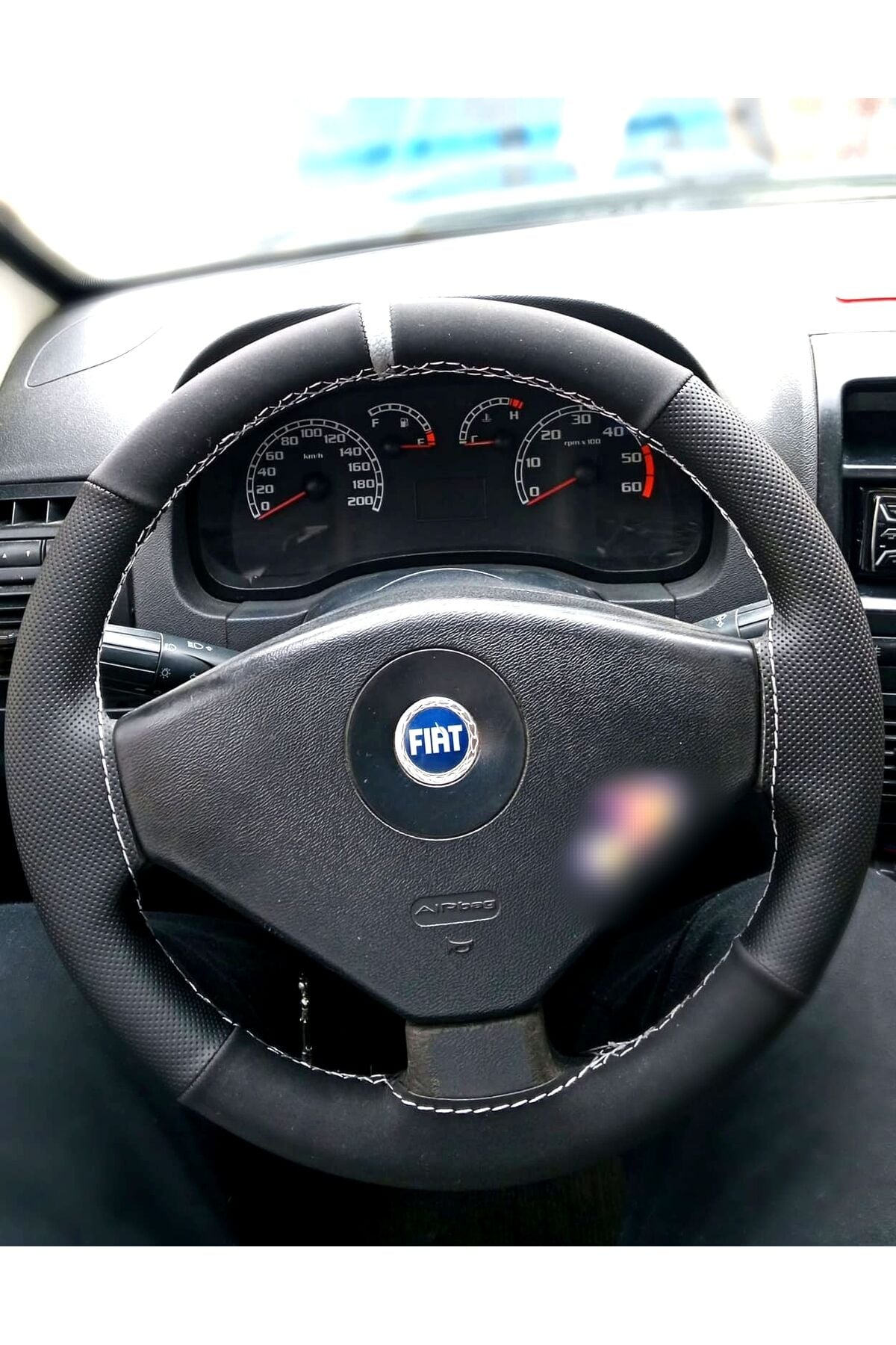 DİKİŞLİ DİREKSİYON KILIFI NUBUK NOKTALI DERİ GRİ YÜZÜK GRİ DİKİŞLİ FIAT ALBEA İÇİN