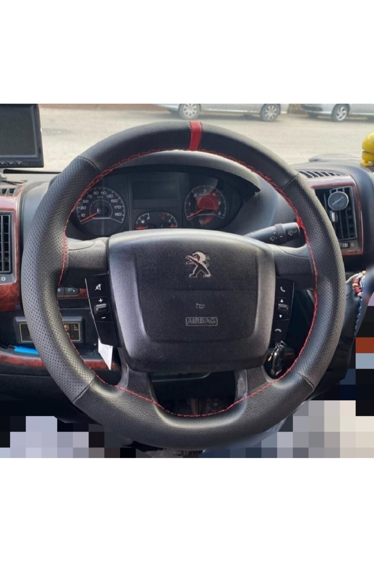 DİKİŞLİ DİREKSİYON KILIFI SİYAH / NOKTALI DERİ KIRMIZI YÜZÜK KIRMIZI DİKİŞLİ PEUGEOT BOXER İÇİN