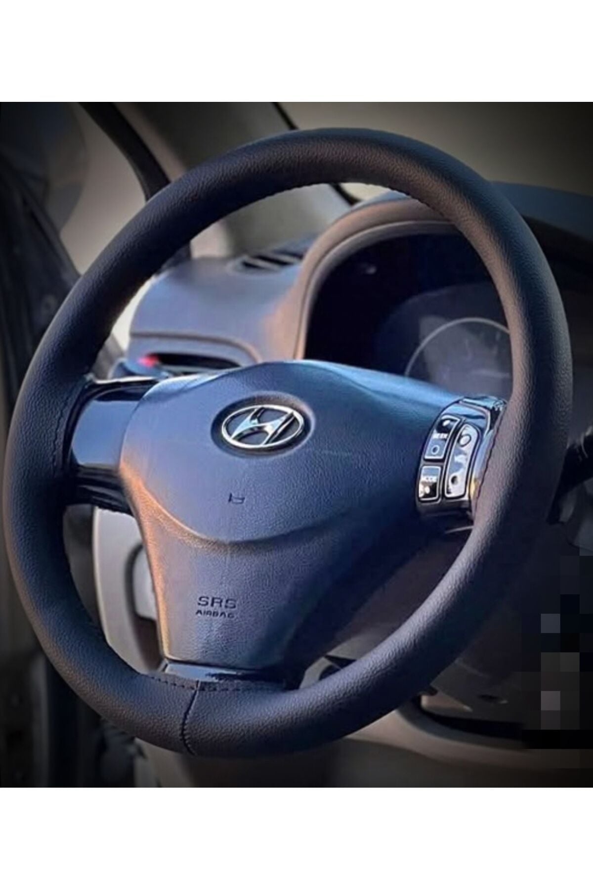 DİKİŞLİ DİREKSİYON KILIFI İTHAL SİYAH DERİ SİYAH DİKİŞLİ HYUNDAİ ERA İÇİN