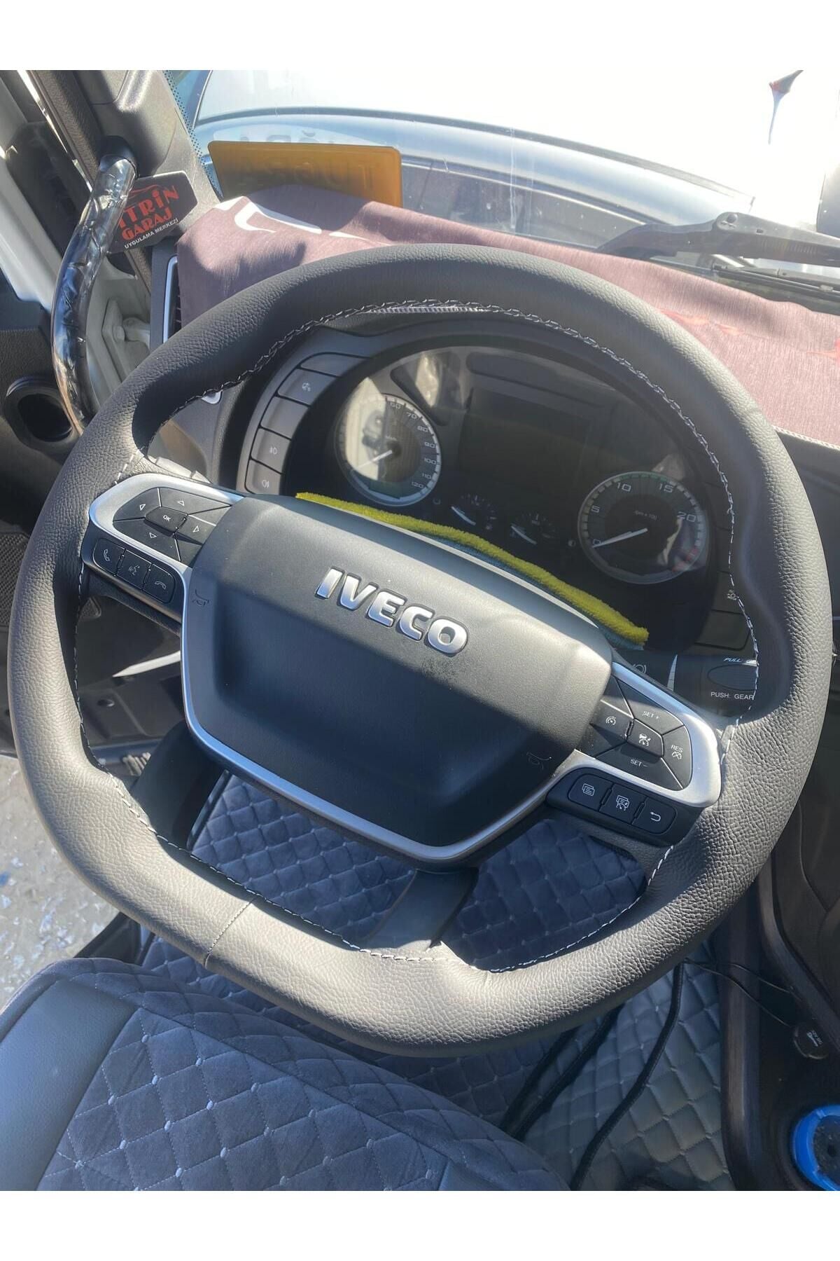 Dikişli Direksiyon Kılıfı Siyah Deri Gri Dikişli Iveco Tır Kamyon İçin