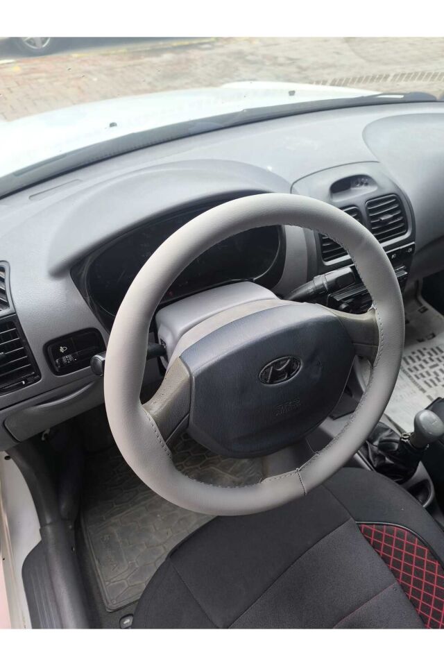 DİKİŞLİ DİREKSİYON KILIFI GRİ DERİ GRİ DİKİŞLİ HYUNDAİ ADMİRE İÇİN HIZLI KARGO