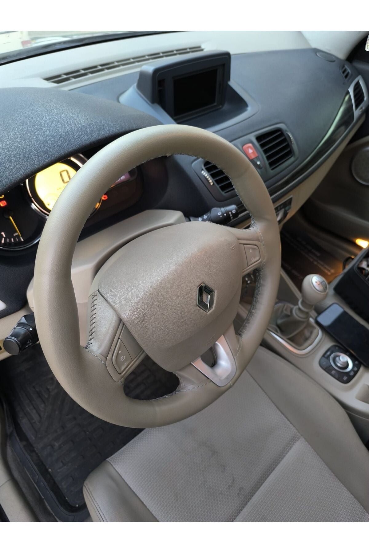 Dikişli Direksiyon Kılıfı Fluence Megane 2 Için Gri Dikişli