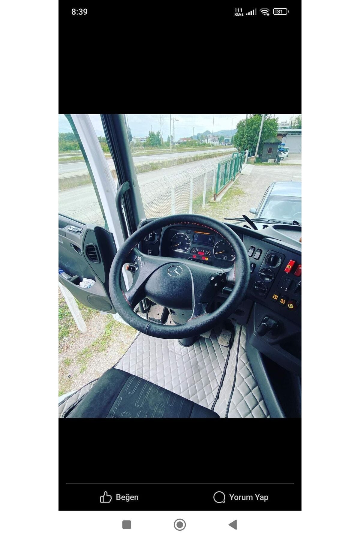 Dikişli Direksiyon Kılıfı Damarlı Siyah Deri Kırmızı Dikişli Actros Axor İçin