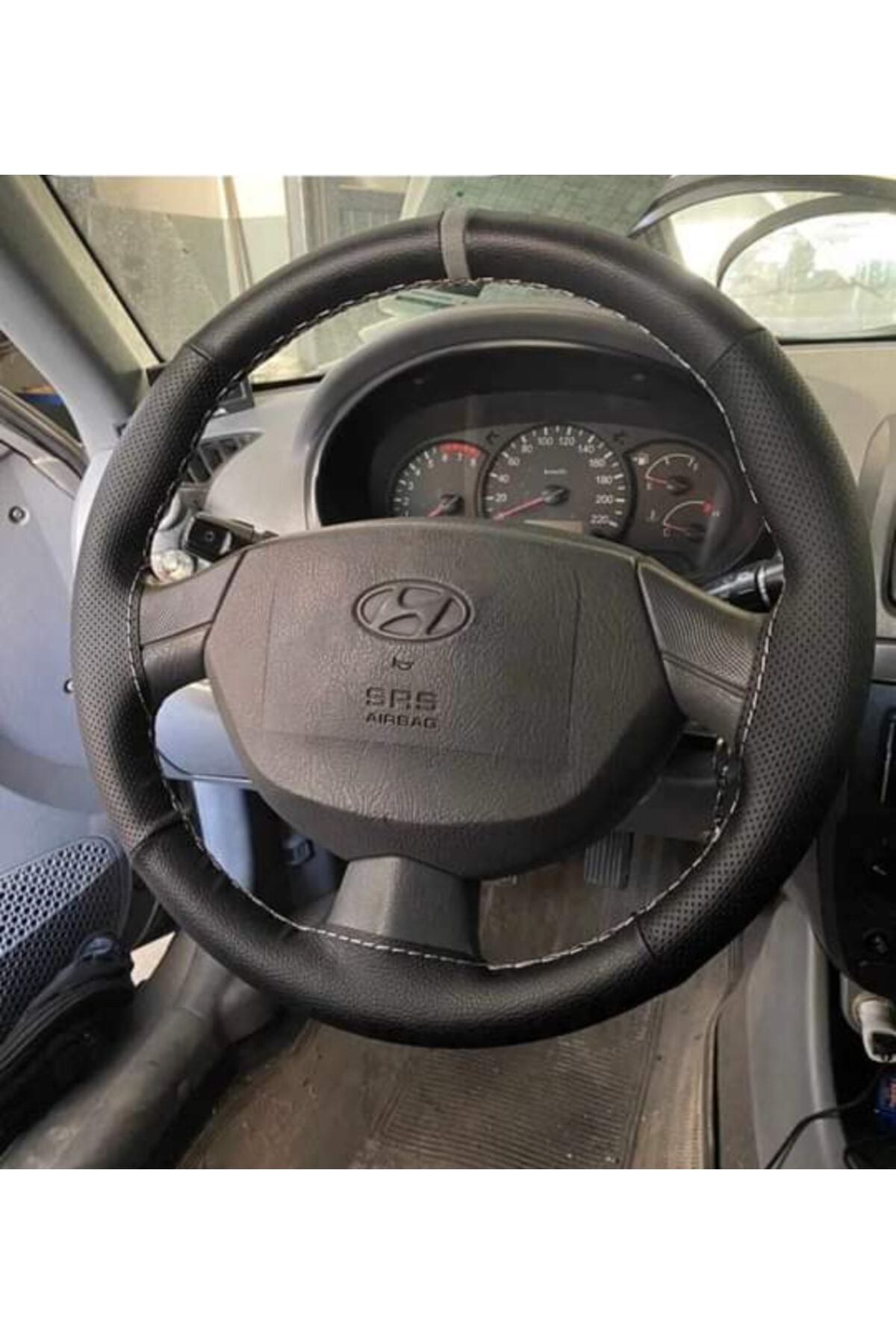 Dikişli Direksiyon Kılıfı Noktalı Damarlı Deri Gri Yüzük/ Dikişli Hyundai Admire İçin
