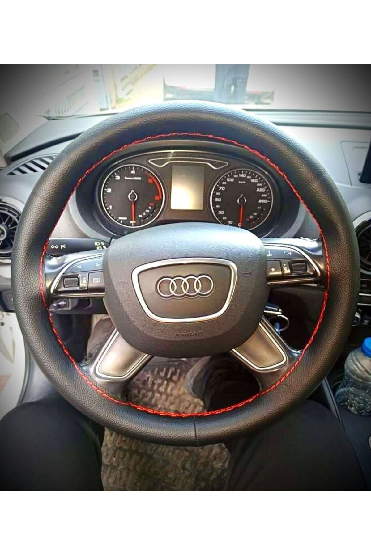 Dikişli Direksiyon Kılıfı Damarlı Deri Kırmızı Dikişli Audi A4 İçin