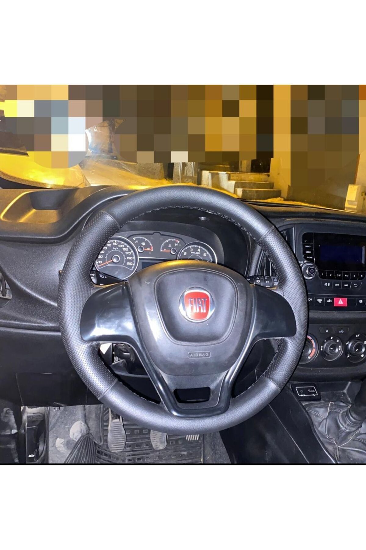 Dikişli Direksiyon Kılıfı Damarlı Noktalı Deri Siyah Dikişli Fıat Doblo İçin